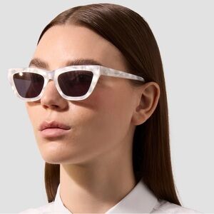 jenny bird the cat eye sunglasses in mother of pearl color